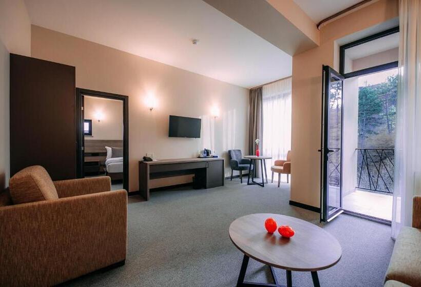 Семейный Номер, Dilijazz Hotel & Restaurant