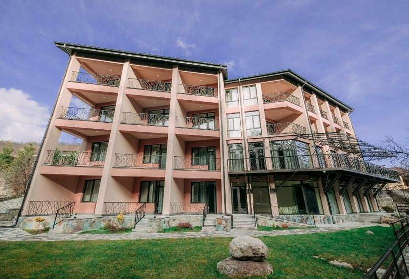 Номер Стандарт с Балконом, Dilijazz Hotel & Restaurant