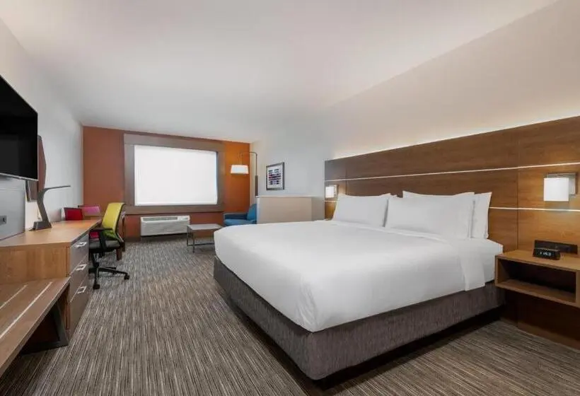 身障者適用スイートルーム, Holiday Inn Express & Suites   Colorado Springs South I 25, An Ihg