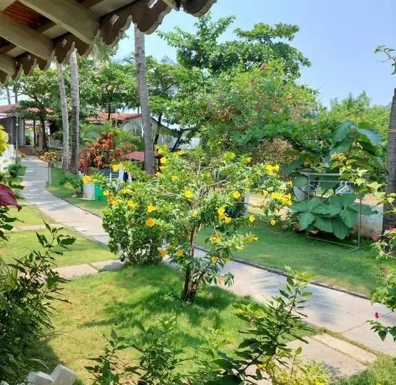 デラックストリプルルーム, Anthy’s Guesthouse And Restaurant