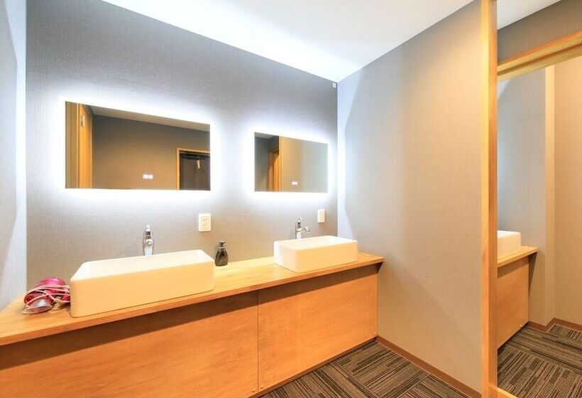 تختخواب در اتاق مشترک, Yutorelo Nikko