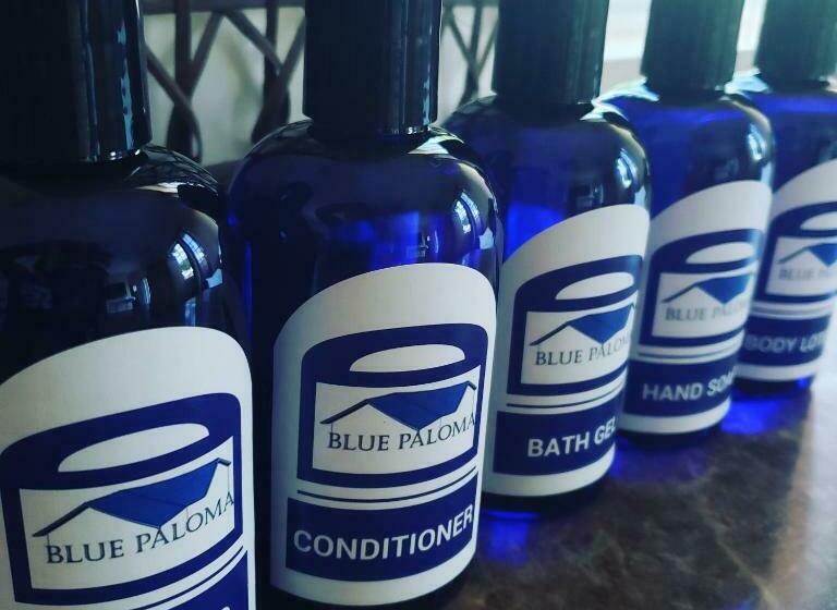 اتاق لوکس, Blue Paloma Bed & Breakfast