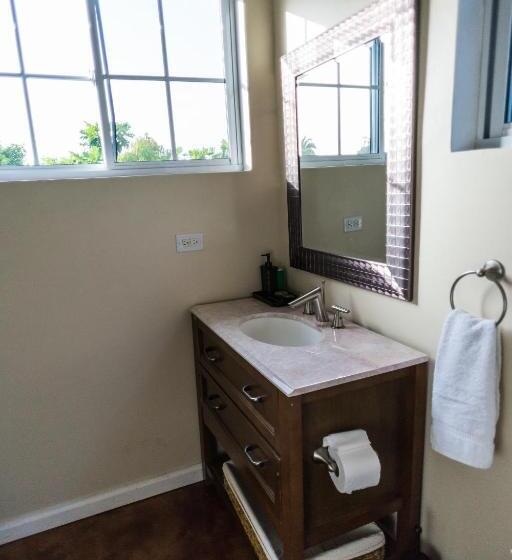 اتاق استاندارد با چشم‌انداز باغ, Blue Paloma Bed & Breakfast