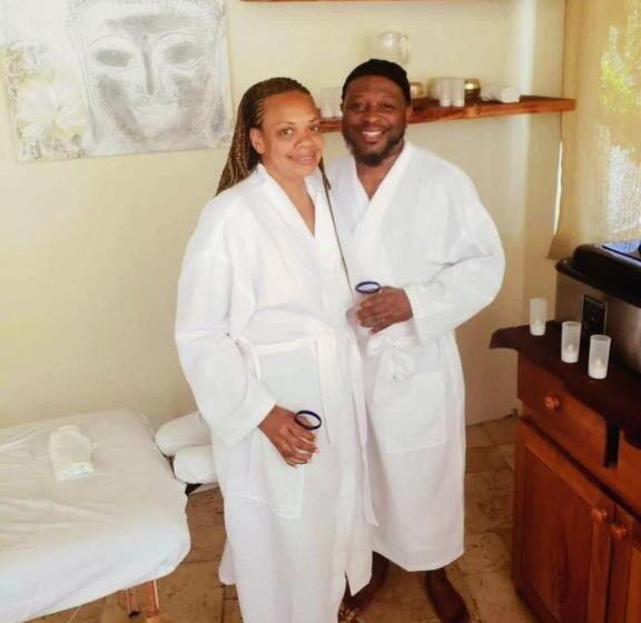 اتاق استاندارد با چشم‌انداز باغ, Blue Paloma Bed & Breakfast