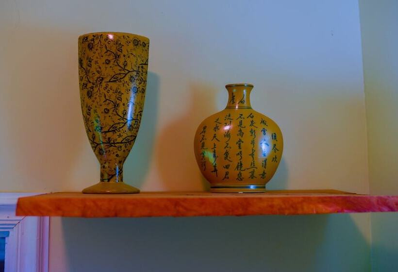 اتاق لوکس با چشم‌انداز باغ, Blue Paloma Bed & Breakfast