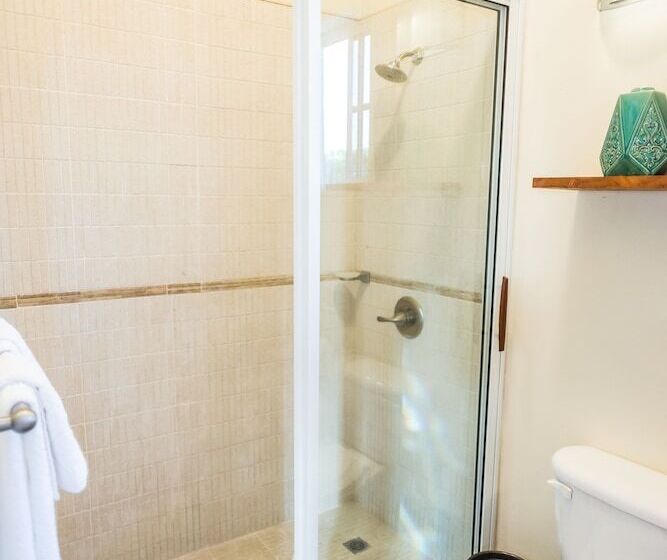 اتاق لوکس با چشم‌انداز باغ, Blue Paloma Bed & Breakfast