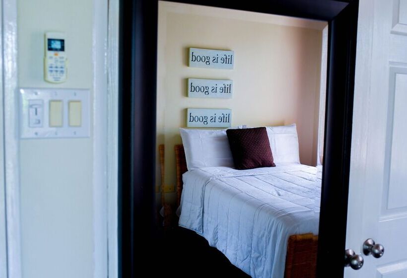 اتاق پریمیوم با چشم‌انداز باغ, Blue Paloma Bed & Breakfast