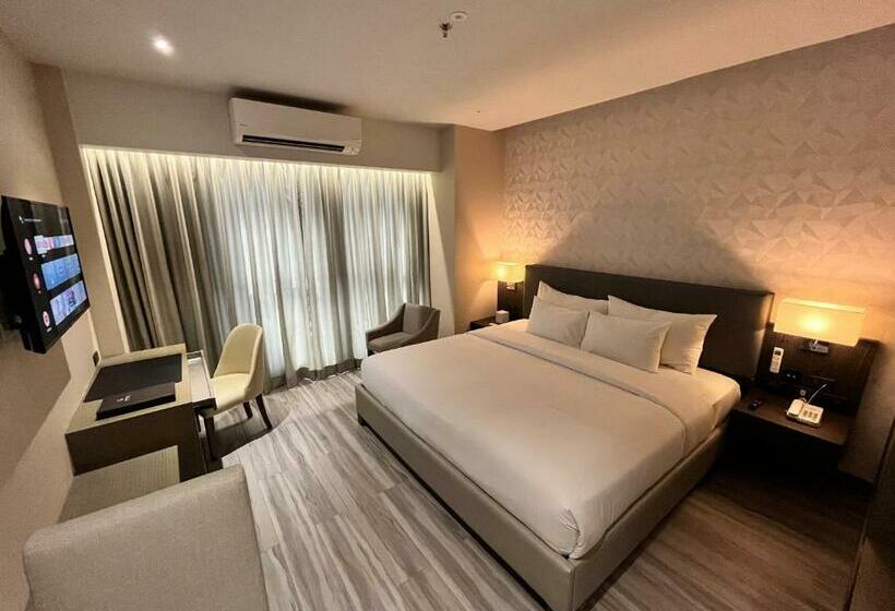 스탠다드 룸 킹사이즈 침대, Capitol Hill Hotel And Suites