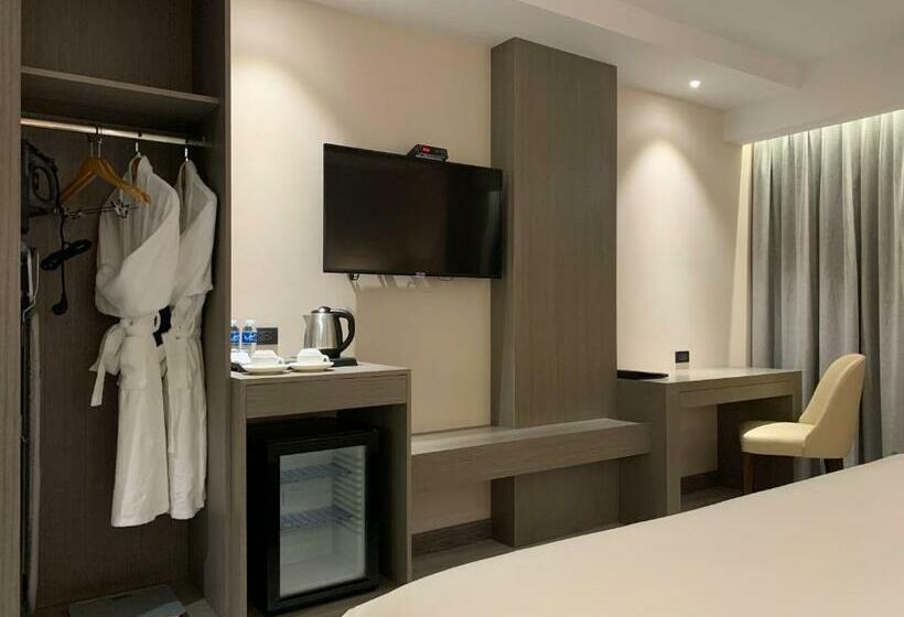 اتاق لوکس, Capitol Hill Hotel And Suites