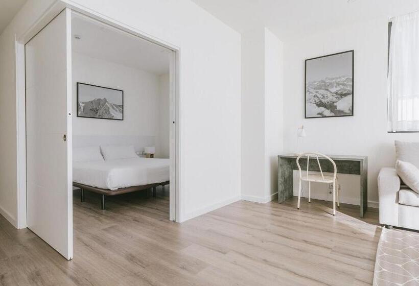 شقة غرفة واحدة, Cim Apart