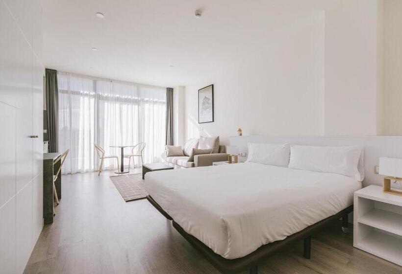 شقة غرفة واحدة, Cim Apart