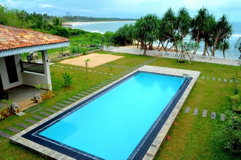 بنگله خانوادگی, Guru Beach Resort