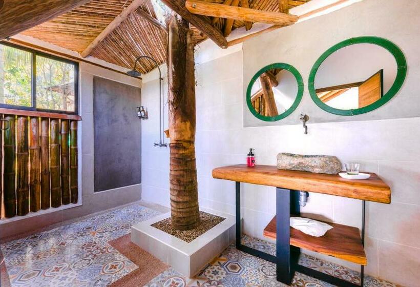 Номер Deluxe с Балконом, Kawa Mountain Retreat