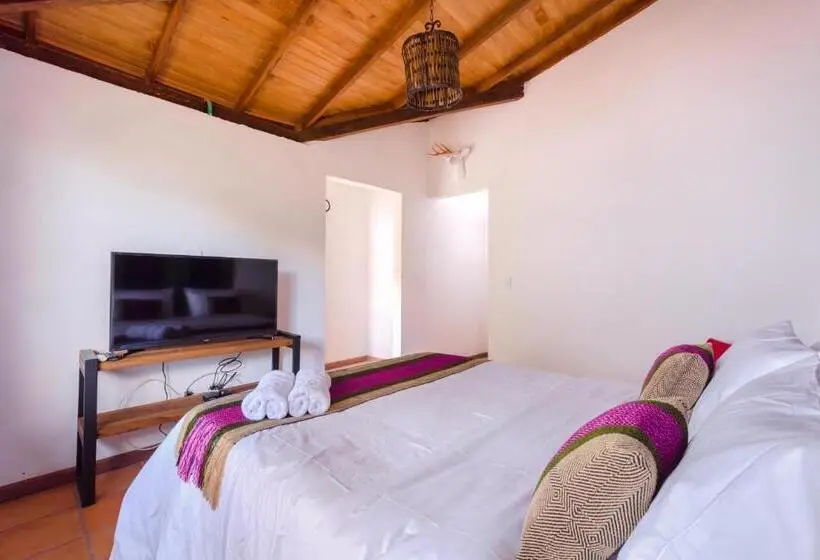 اتاق استاندارد, Kawa Mountain Retreat