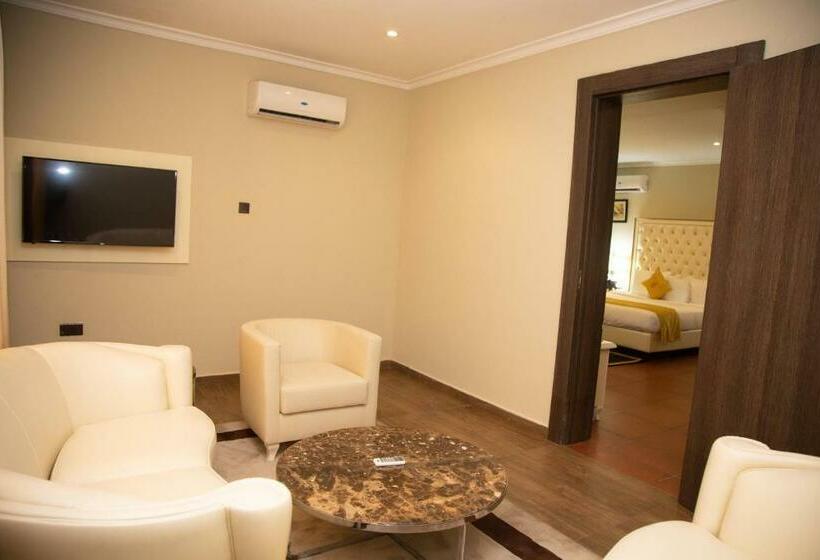 سوییت جونیور, Oak Haven Hotel And Suites