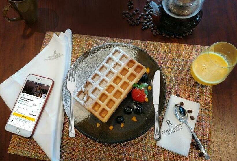 Club Room King Bed, Renaissance Dhaka Gulshan