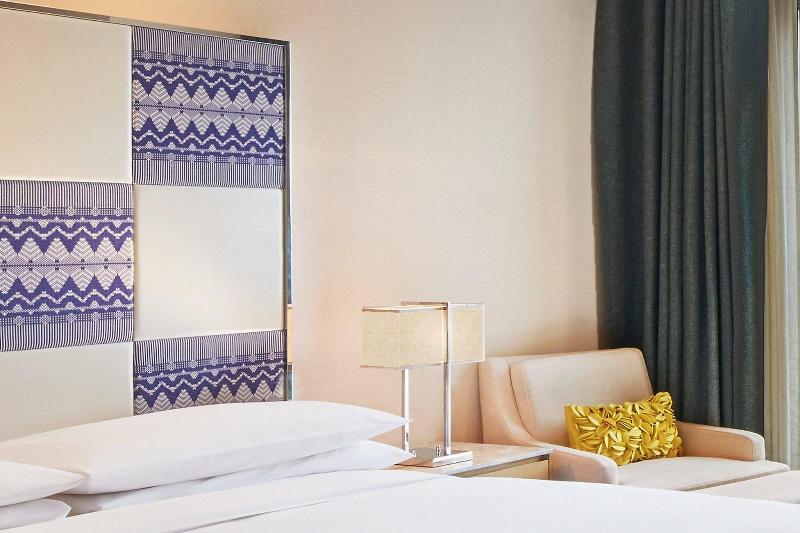 سوئیت کلاب, Renaissance Dhaka Gulshan