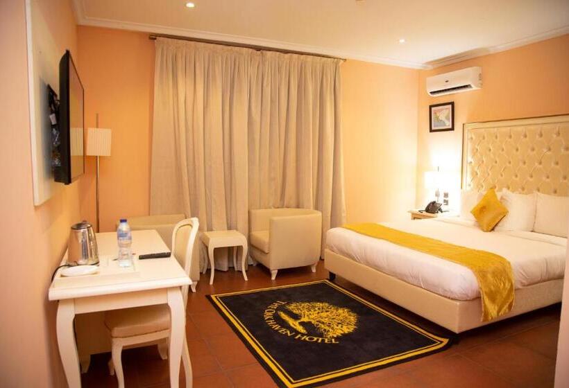 اتاق لوکس با تخت بزرگ, Oak Haven Hotel And Suites