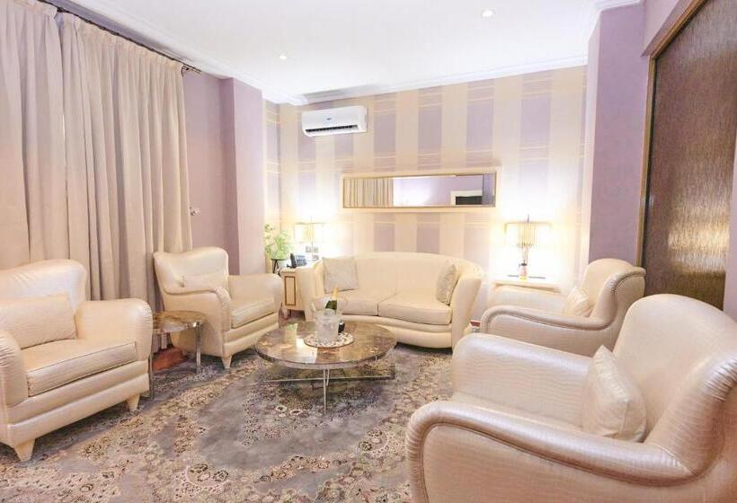 سوییت, Oak Haven Hotel And Suites