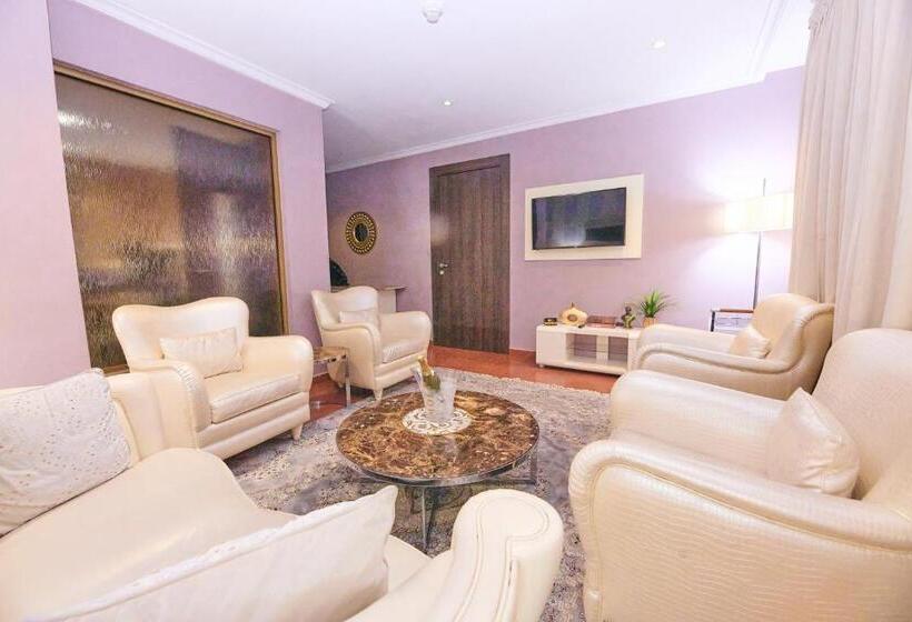 سوییت, Oak Haven Hotel And Suites