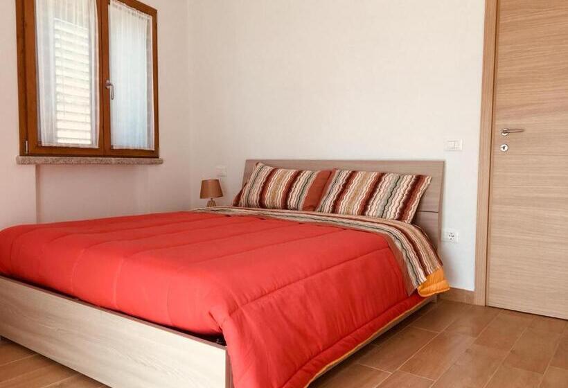 דירת דופלקס בת חדר שינה 1, Cav Mameli