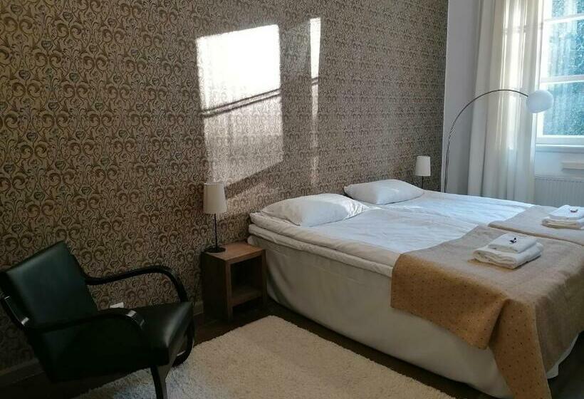 חדר סטנדרט לשלושה, Vuojoen Kartano