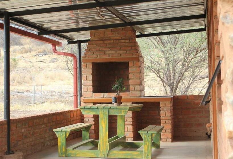 اتاق استاندارد, Otavi Vineyards Self Catering & Camping