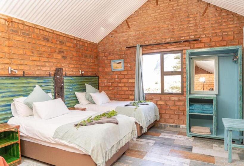 اتاق استاندارد, Otavi Vineyards Self Catering & Camping