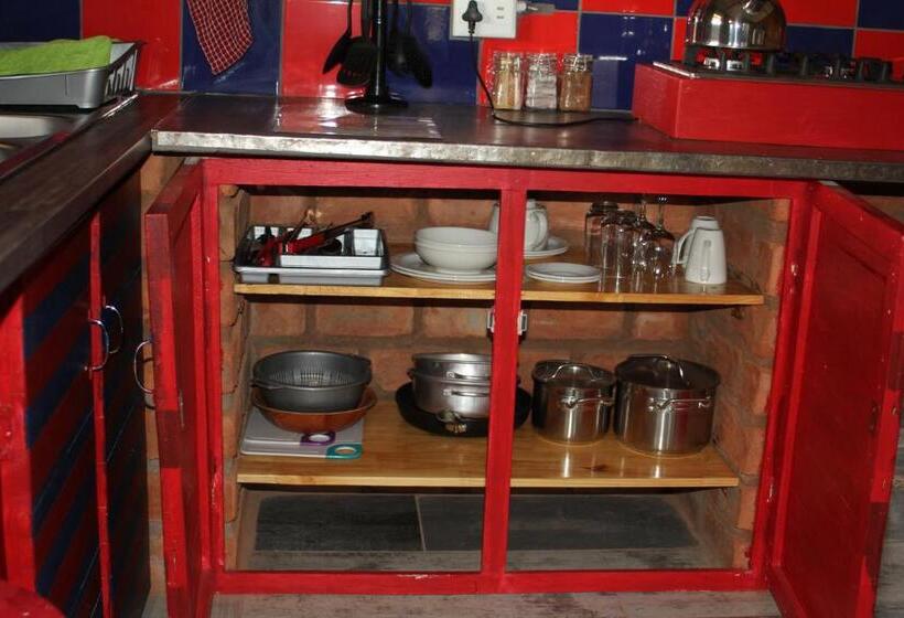 اتاق خانوادگی, Otavi Vineyards Self Catering & Camping