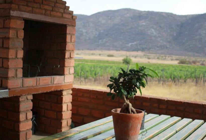 اتاق خانوادگی, Otavi Vineyards Self Catering & Camping