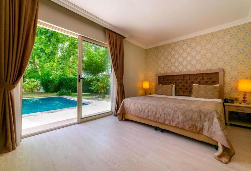 Вилла 3 Спальни, Amara Luxury Resort & Villas