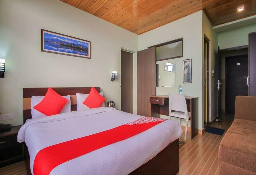 豪华三人间, Capital O 63520 Hotel Innori