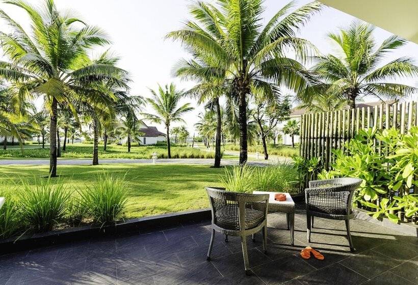 اتاق لوکس, Robinson Nam Hoi An