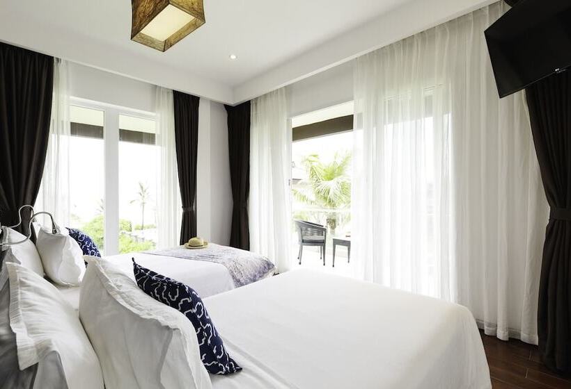 سوییت جونیور, Robinson Nam Hoi An