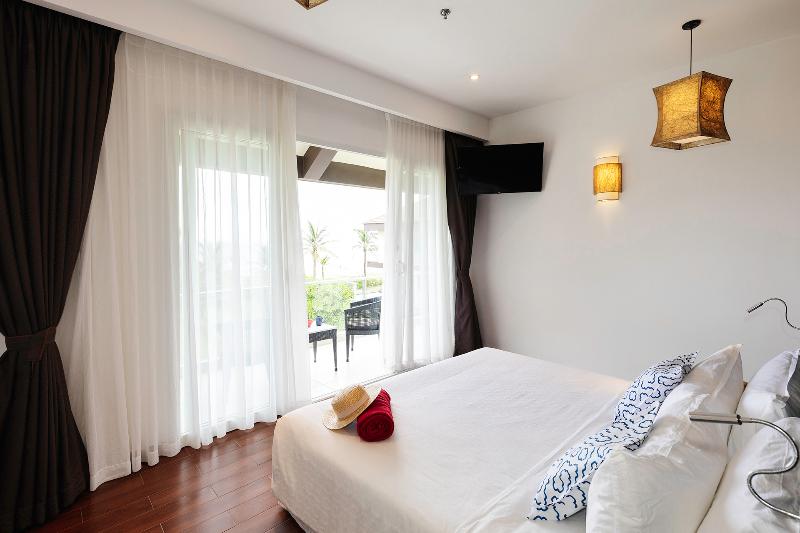 سوئیت جونیور با تخت بزرگ, Robinson Nam Hoi An