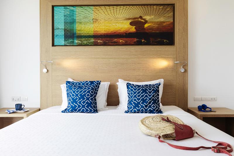 سوییت سوپریور, Robinson Nam Hoi An