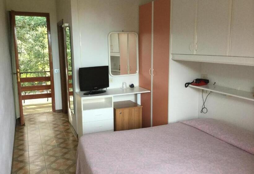 バルコニー付きスタンダードルーム, Eden Park