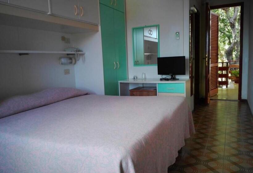 エコノミールーム, Eden Park