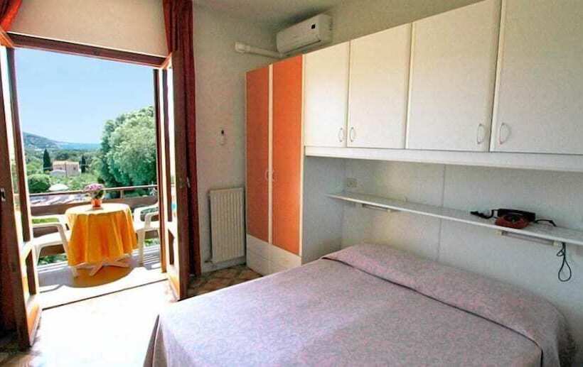 スタンダードルーム, Eden Park