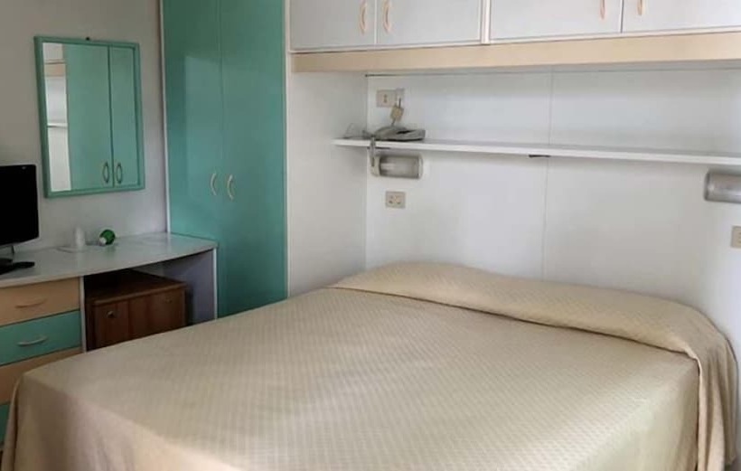 スタンダードルーム, Eden Park