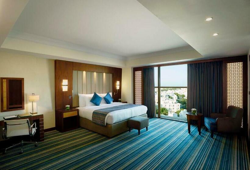 اتاق لوکس با تخت بزرگ, Royal Tulip Muscat