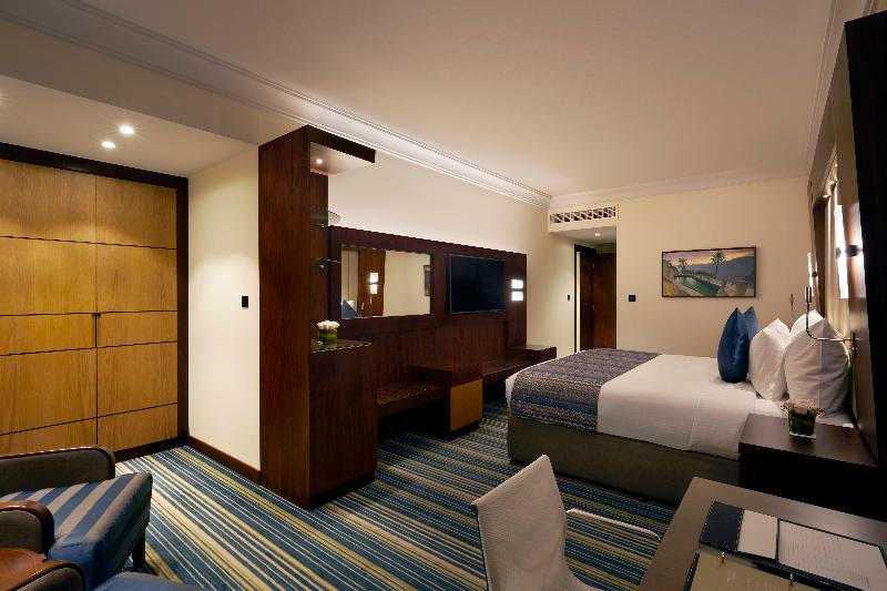 سوییت اجرایی, Royal Tulip Muscat