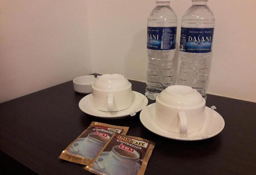 חדר סטנדרט לשלושה, Shobi Hotel Johor Bahru Near Ciq Jb