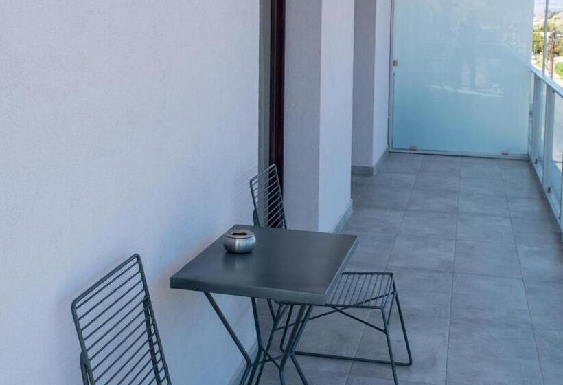 スタンダードルーム, Avra Nafpliou