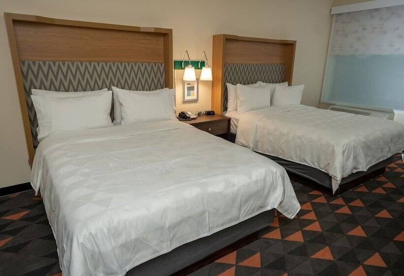 Номер Стандарт Адаптированный для Инвалидов, Holiday Inn Nw Houston Beltway 8, An Ihg