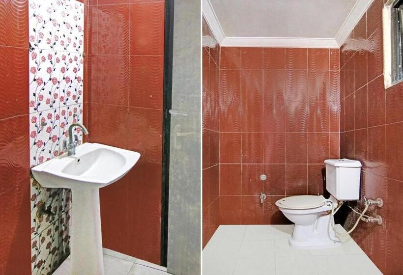 트리플 클래식 룸, Adb Rooms Hotel Neelam Palace