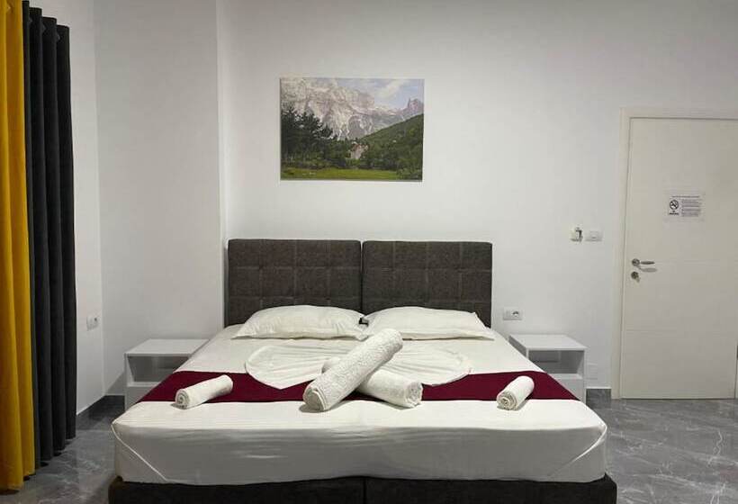 اتاق استاندارد سه تخته با بالکن, Seadel