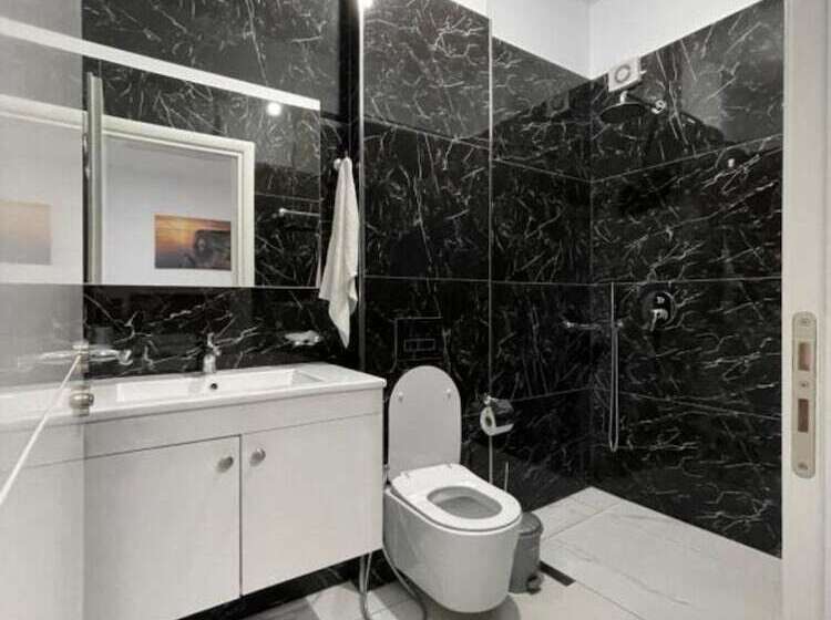 اتاق استاندارد سه تخته با بالکن, Seadel