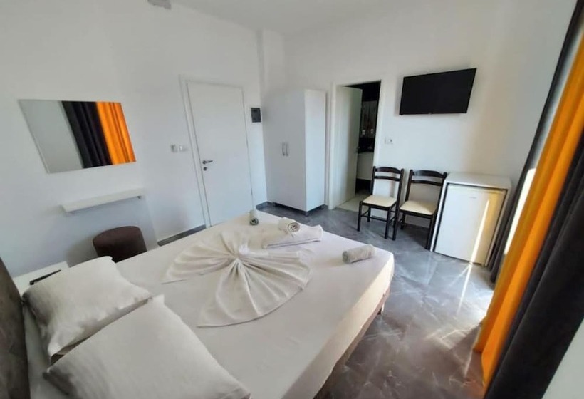 اتاق استاندارد با بالکن, Seadel