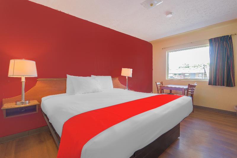 キングサイズベッドのスタンダードルーム, OYO Hotel North Lima OH - Boardman